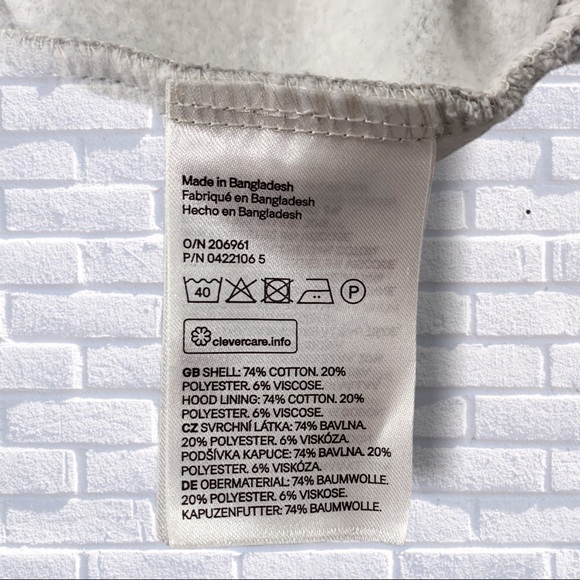 3/$10🙌 DIVIDED Gray Zip-Up Hoodie - Med - Picture 12 of 15